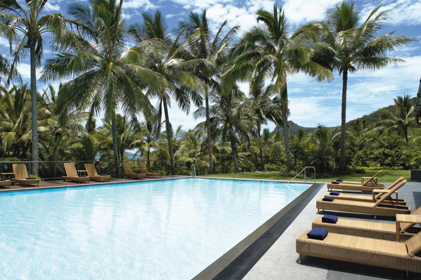 Pool - Reef View Hotel
