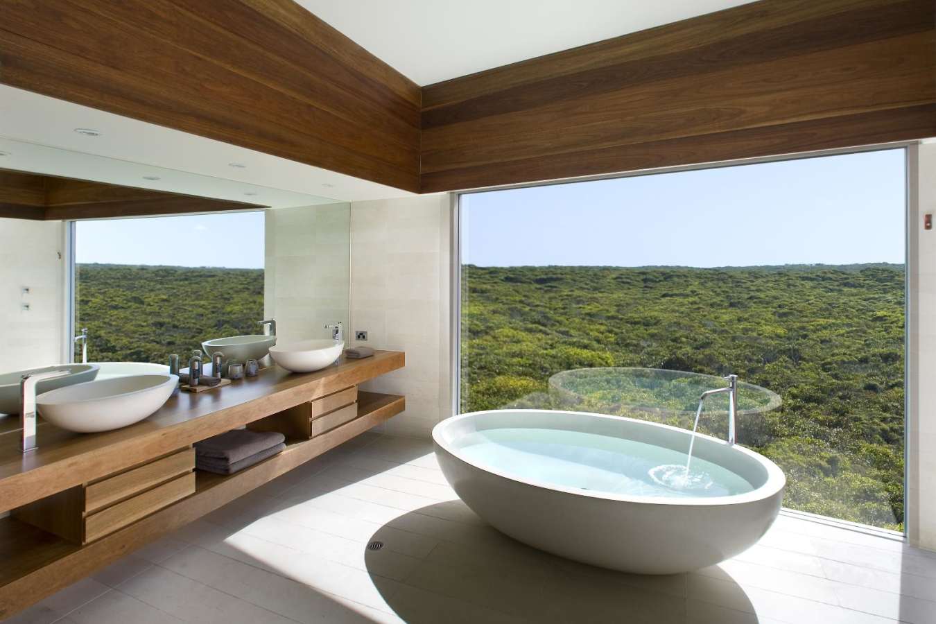 Osprey Bathroom - Southern Ocean Lodge