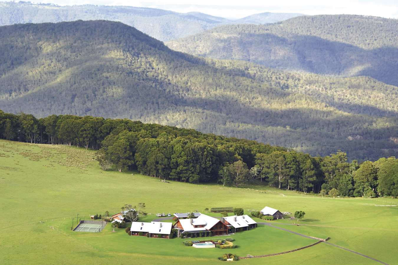Aerial - Spicers Peak Lodge 