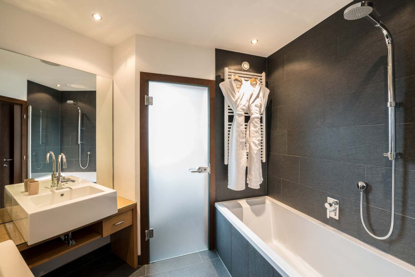 Double Bathroom