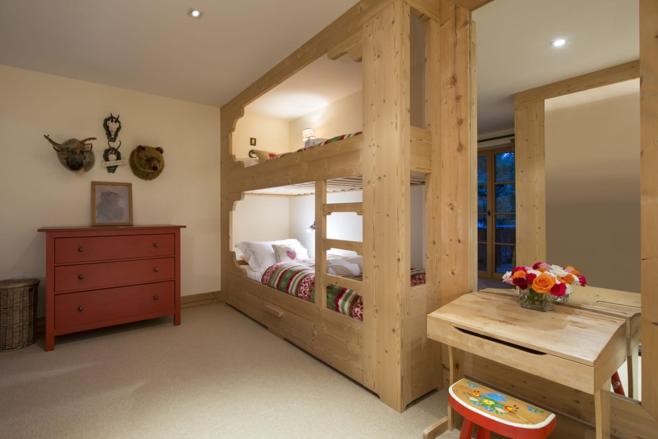 kids/bunk room 