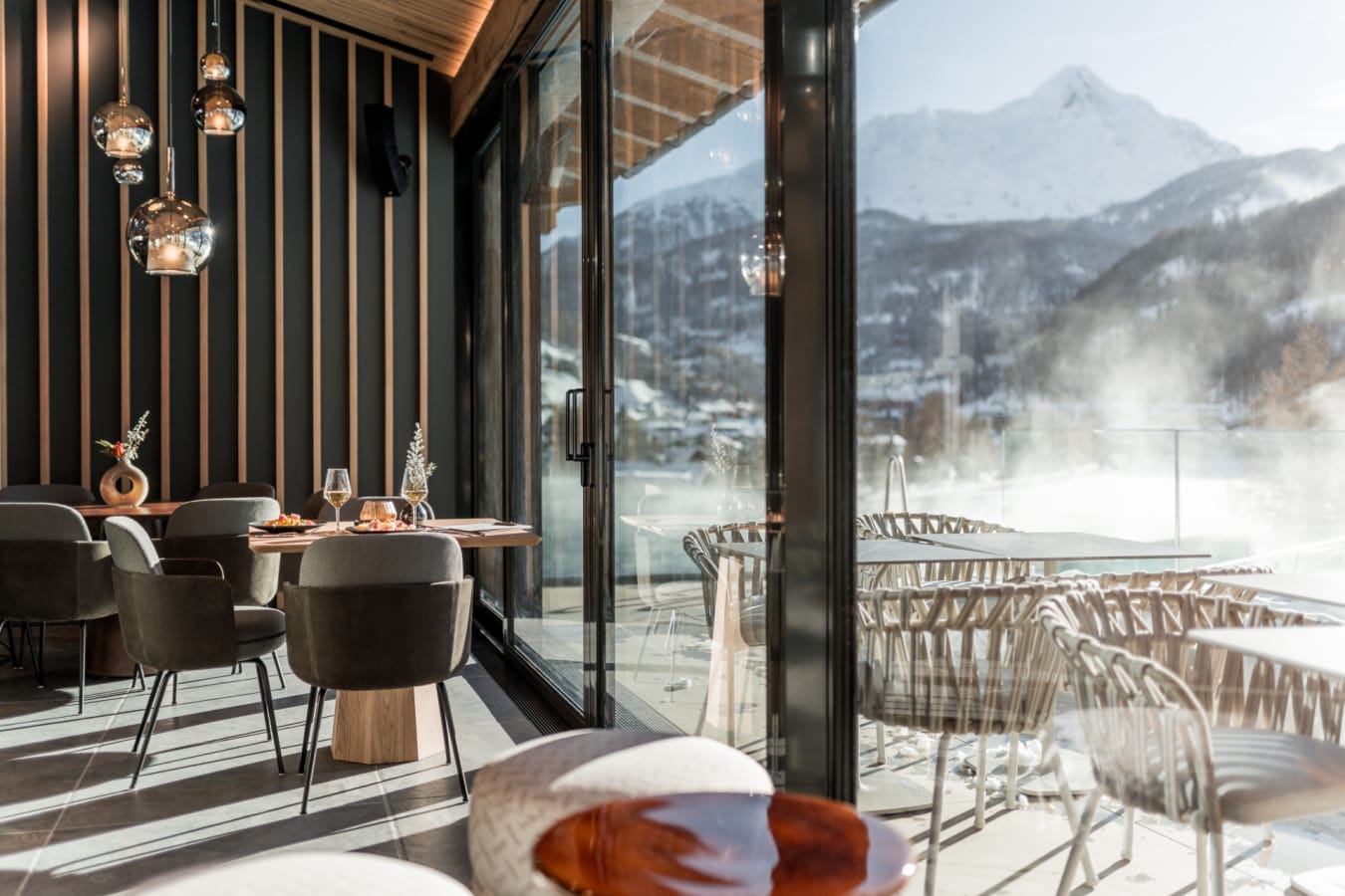 Dining/Spa 