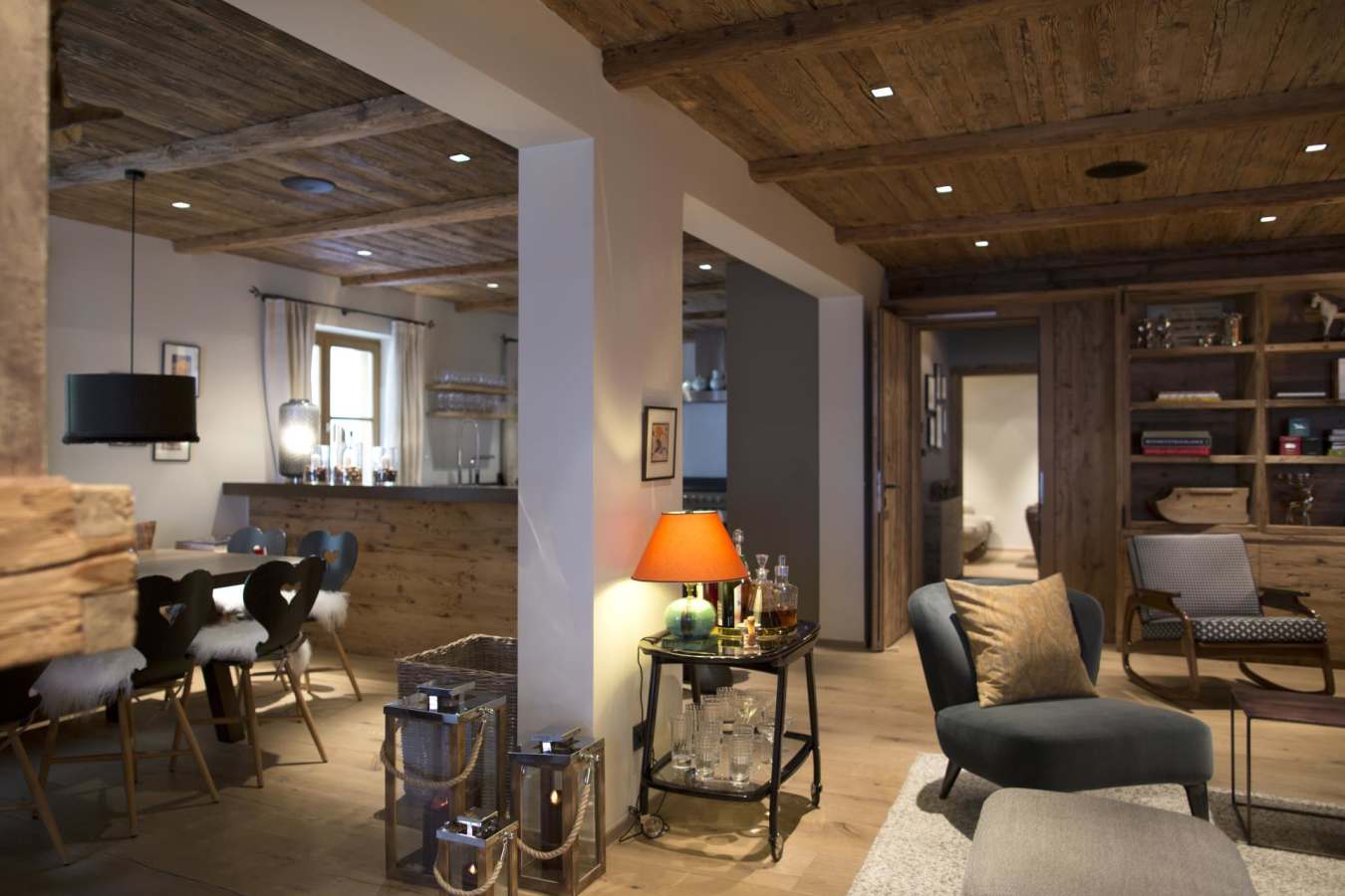 Lounge & Dining - House Hannes Schneider