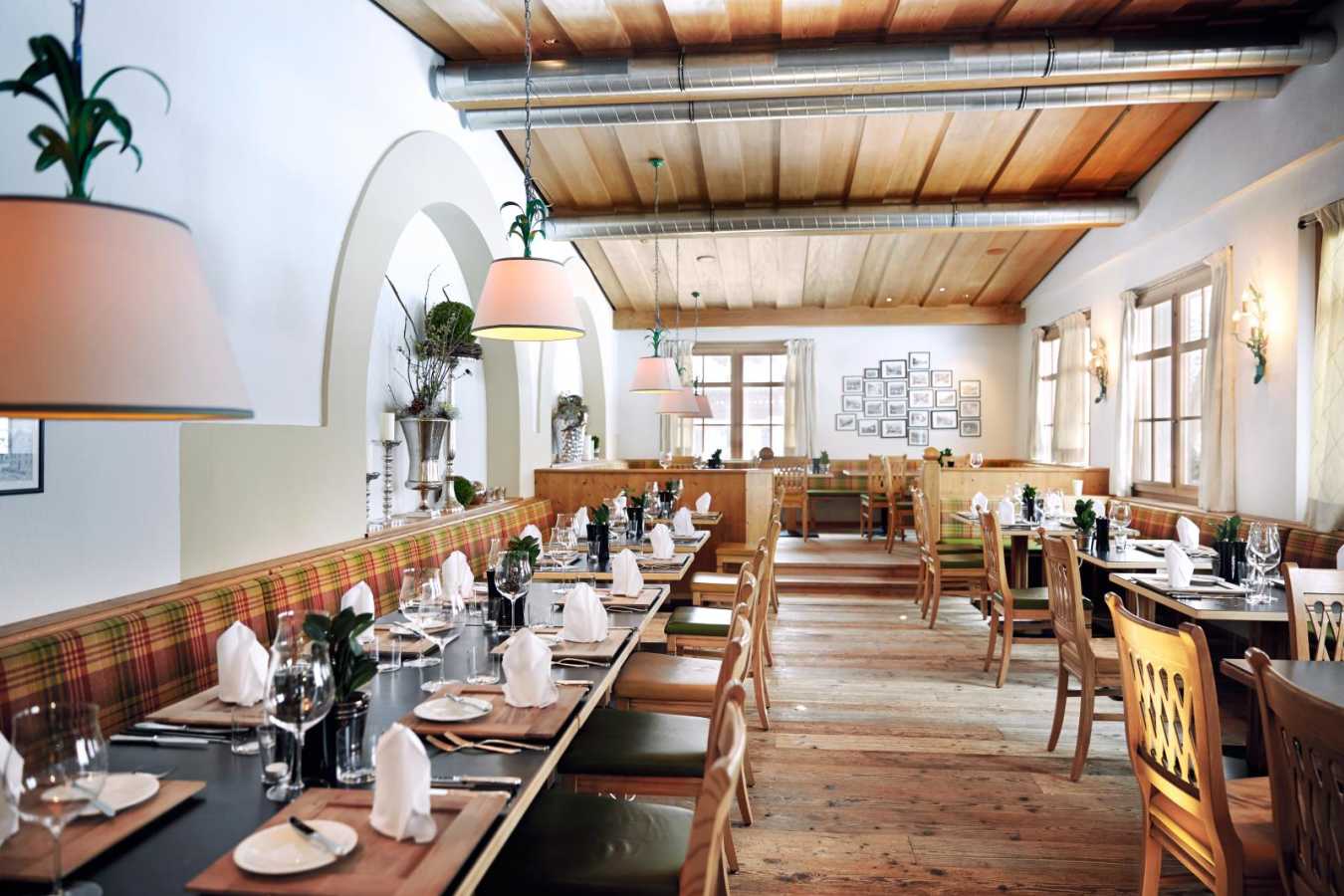 Restaurant - Tyrol Hotel