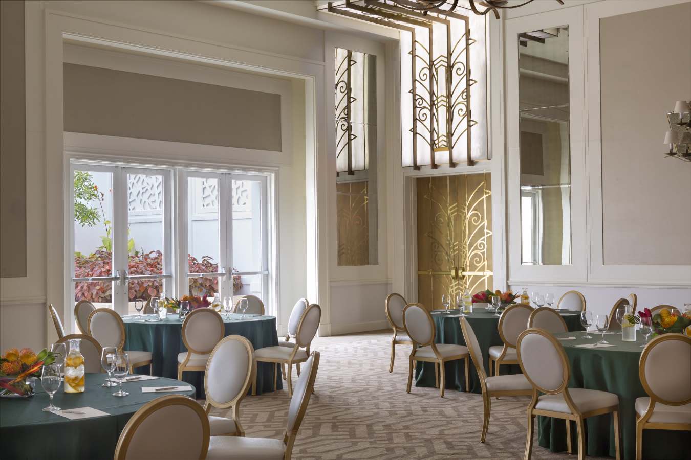 Grand Salon Ballroom Rounds Setup 