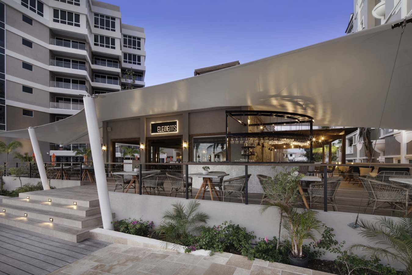 Elements restauran