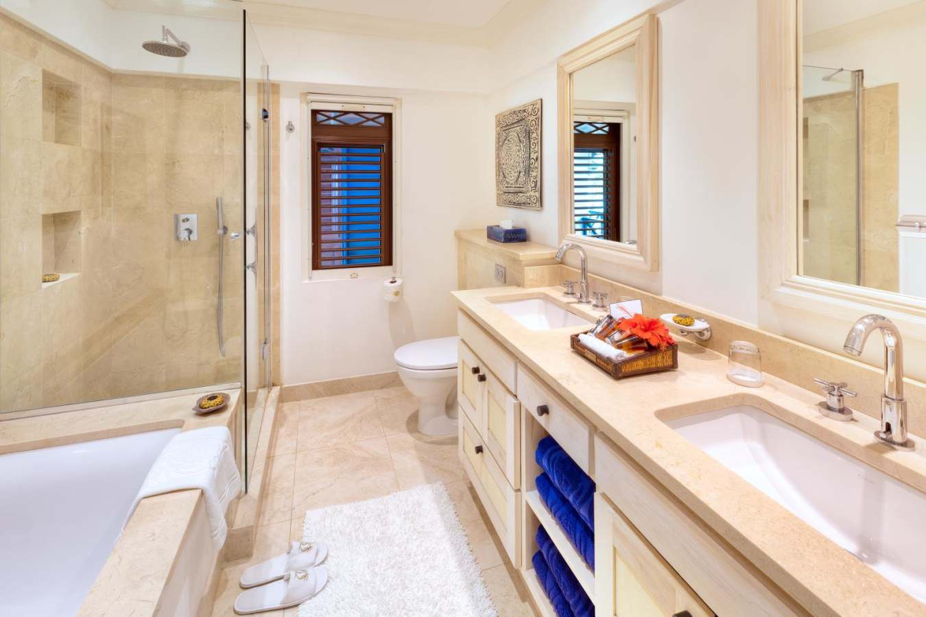 Bathroom - The Sandpiper