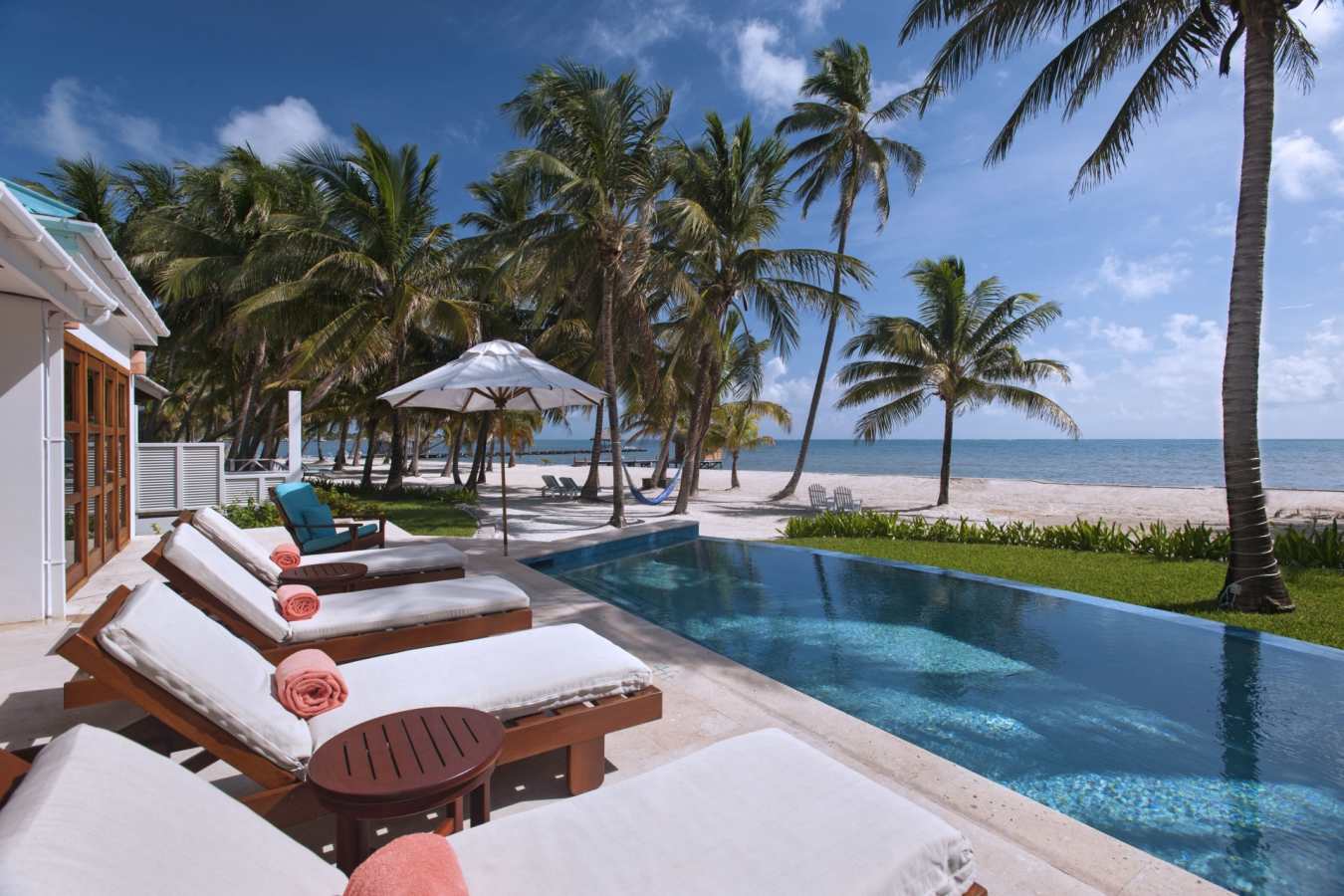 Casa Playa Blanca beachfront villa - Victoria House