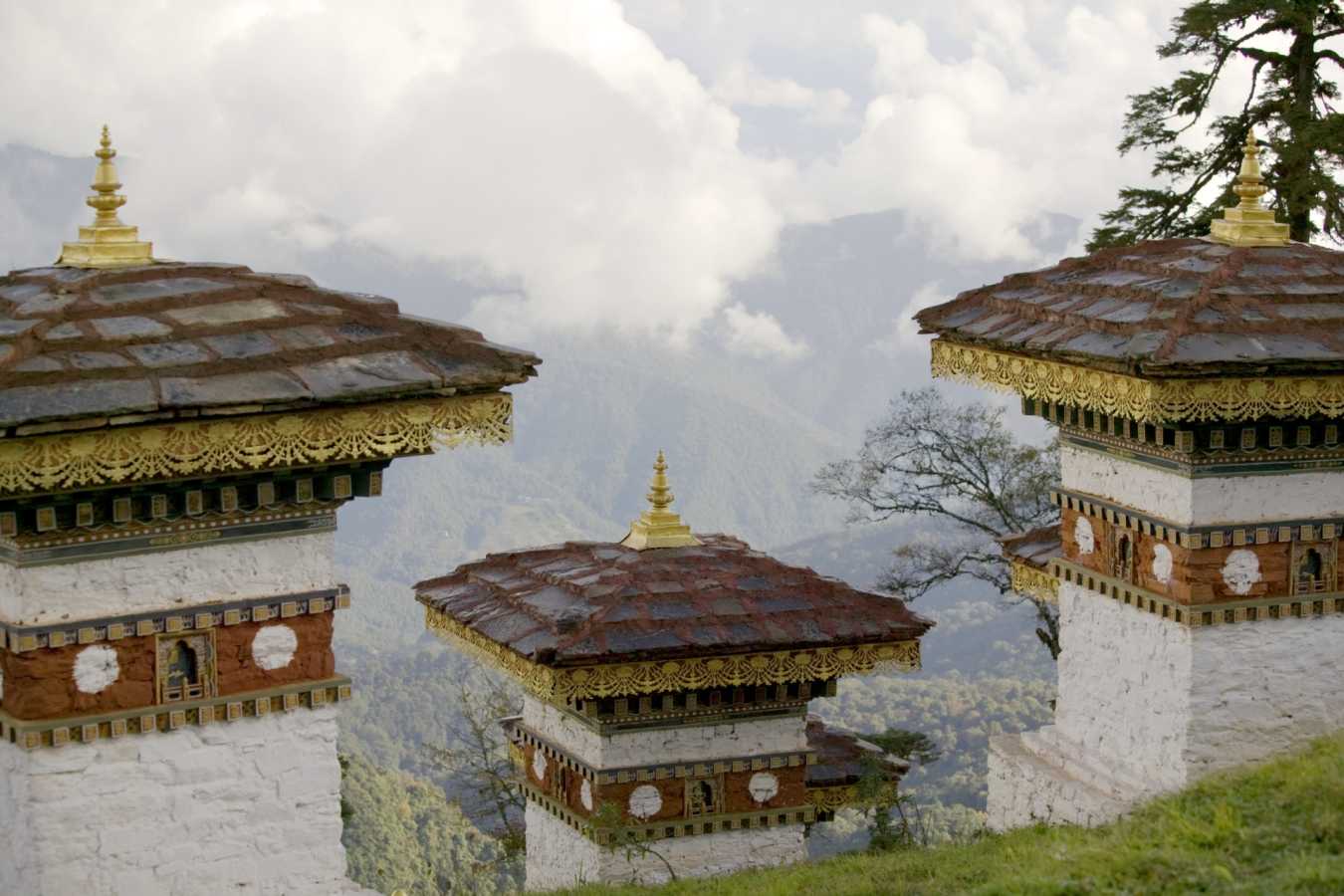 Dochu La Pass - Amankora Bumthang