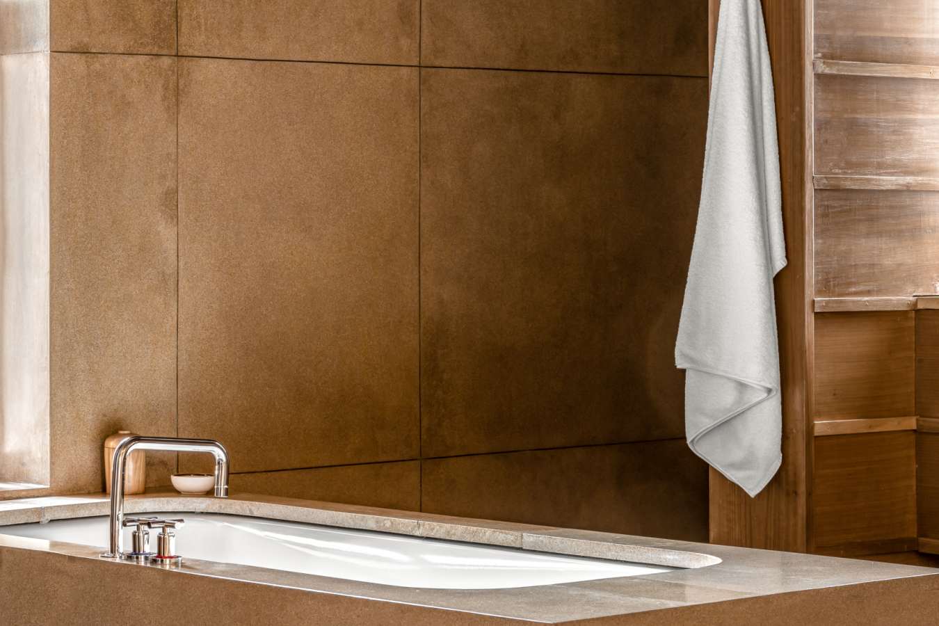 Suite Bathtub