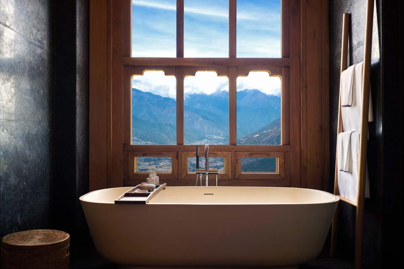 Lodge Suite Bathroom