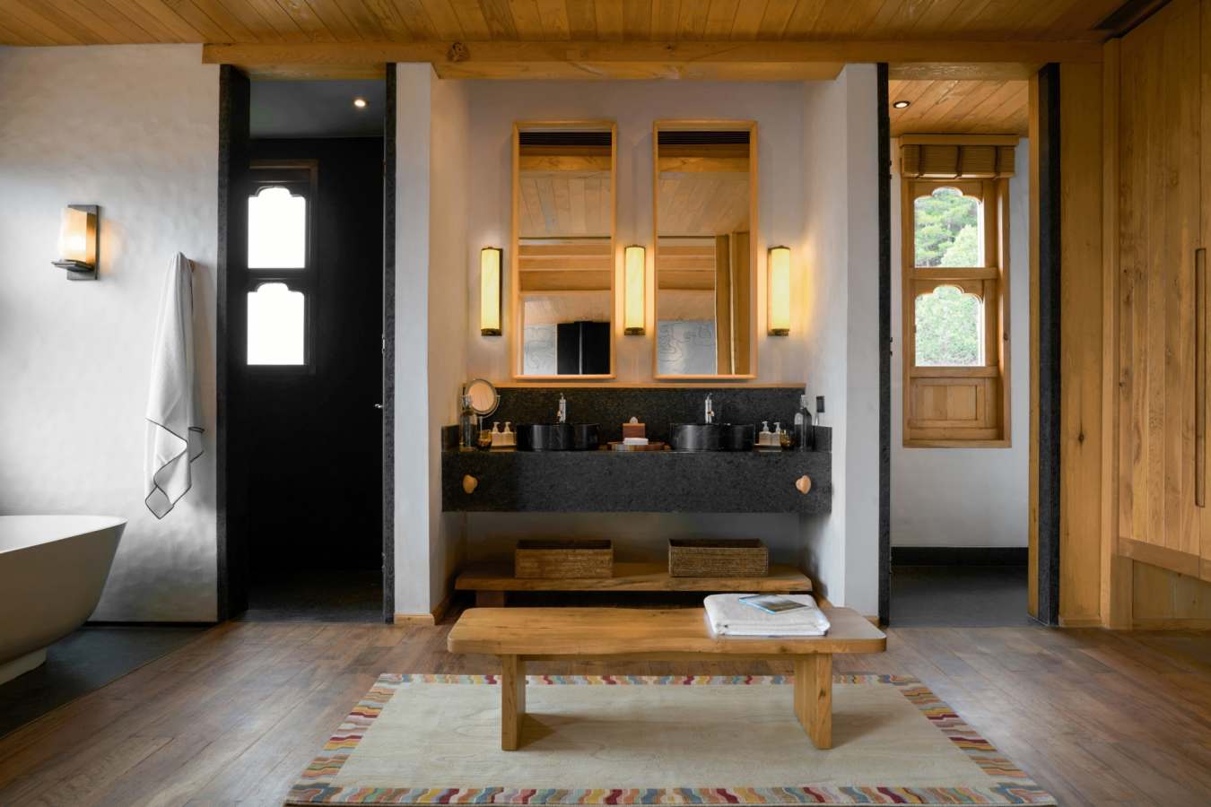 Lodge Suite Bathroom