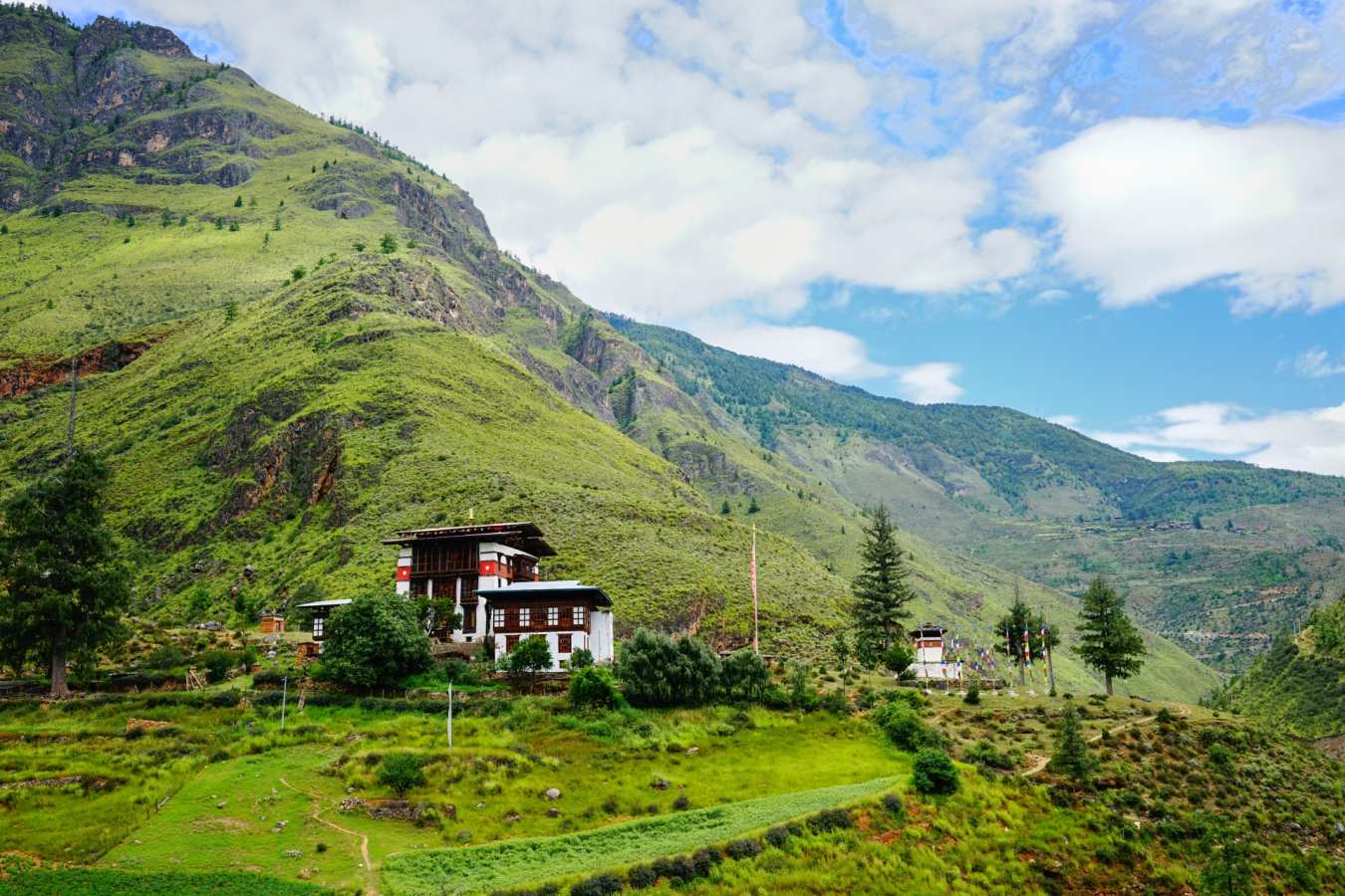 Thimphu - Zhiwa Ling Ascent