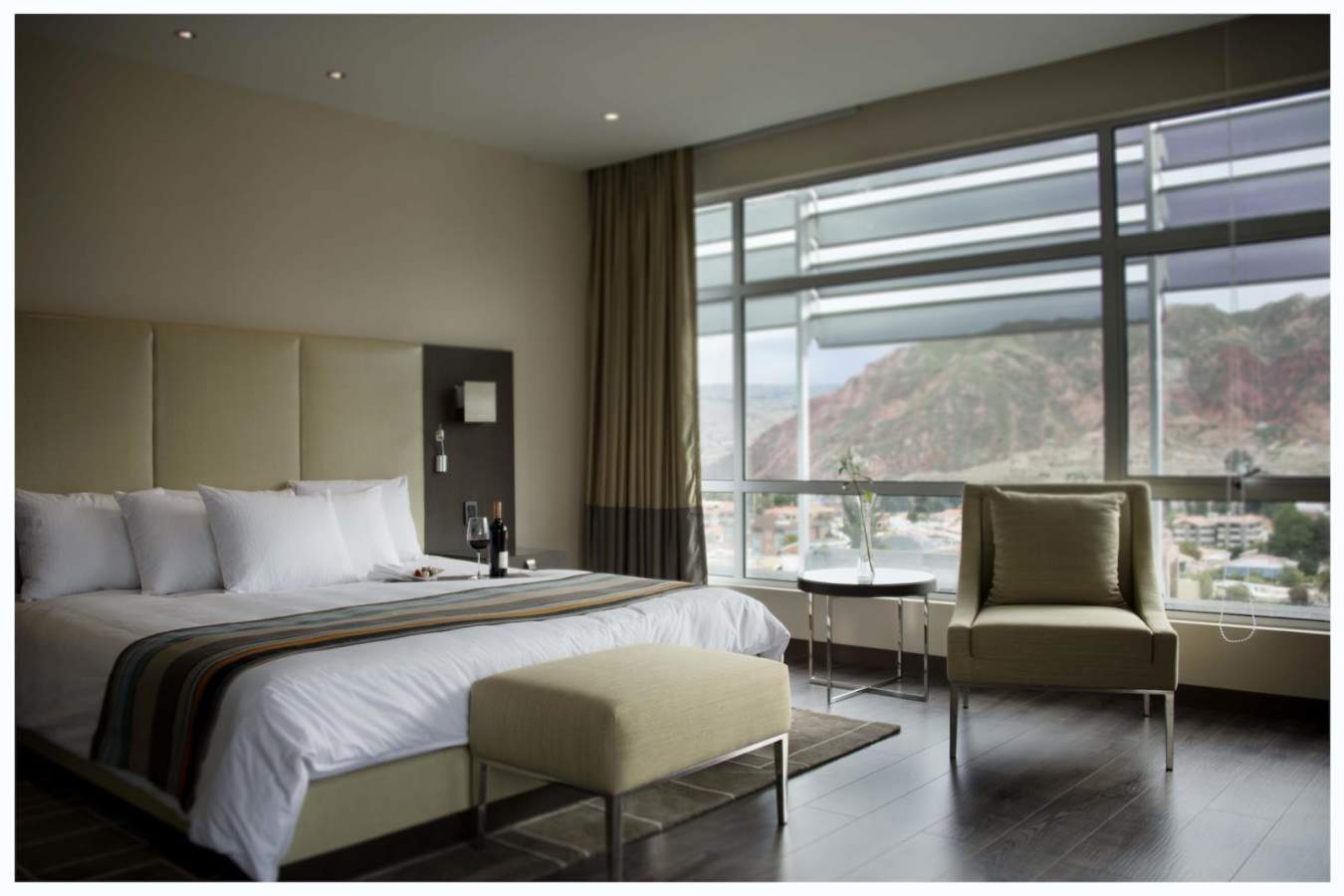 Guest room, Casa Grande Hotel