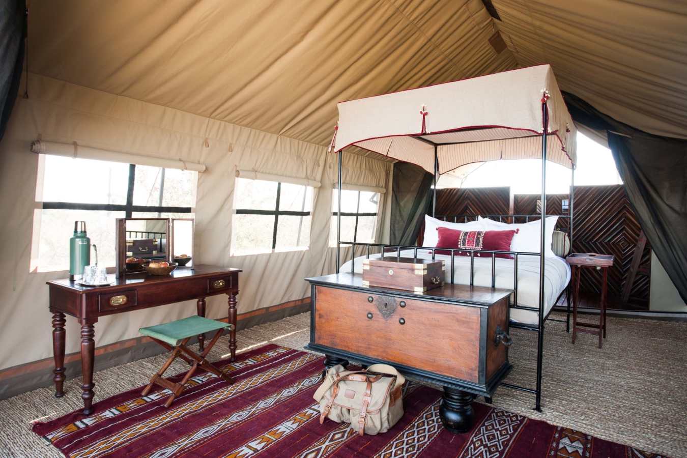Double Bedroom - Camp Kalahari