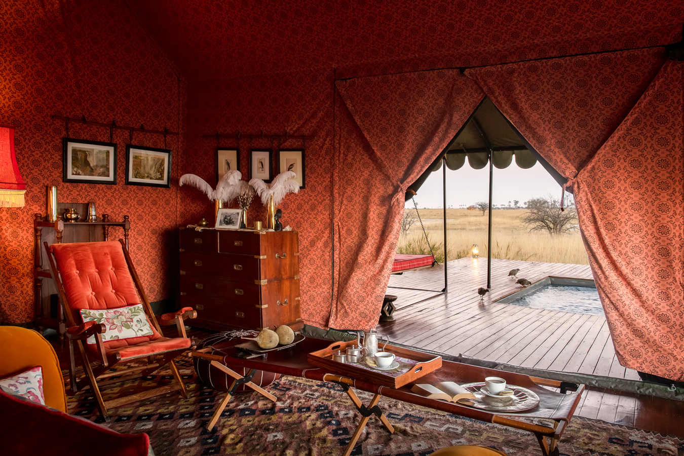 guest tent lounge