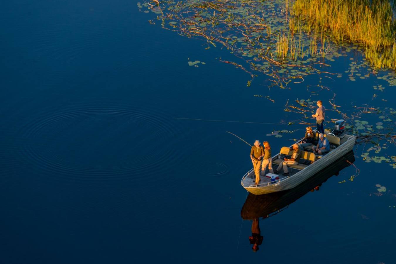 Boat safari and fishing - Macatoo Camp