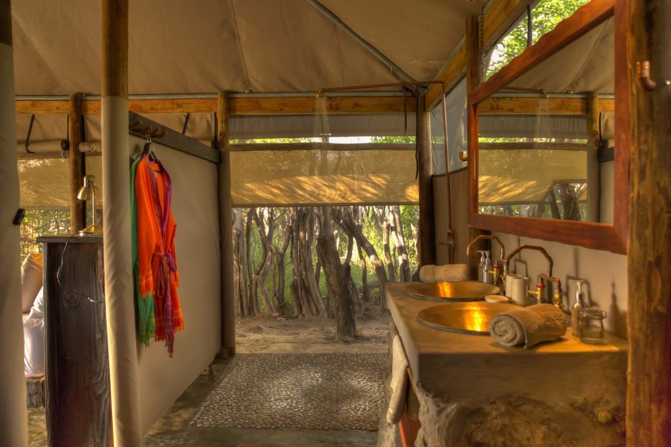 Bathroom - Meno A Kwena