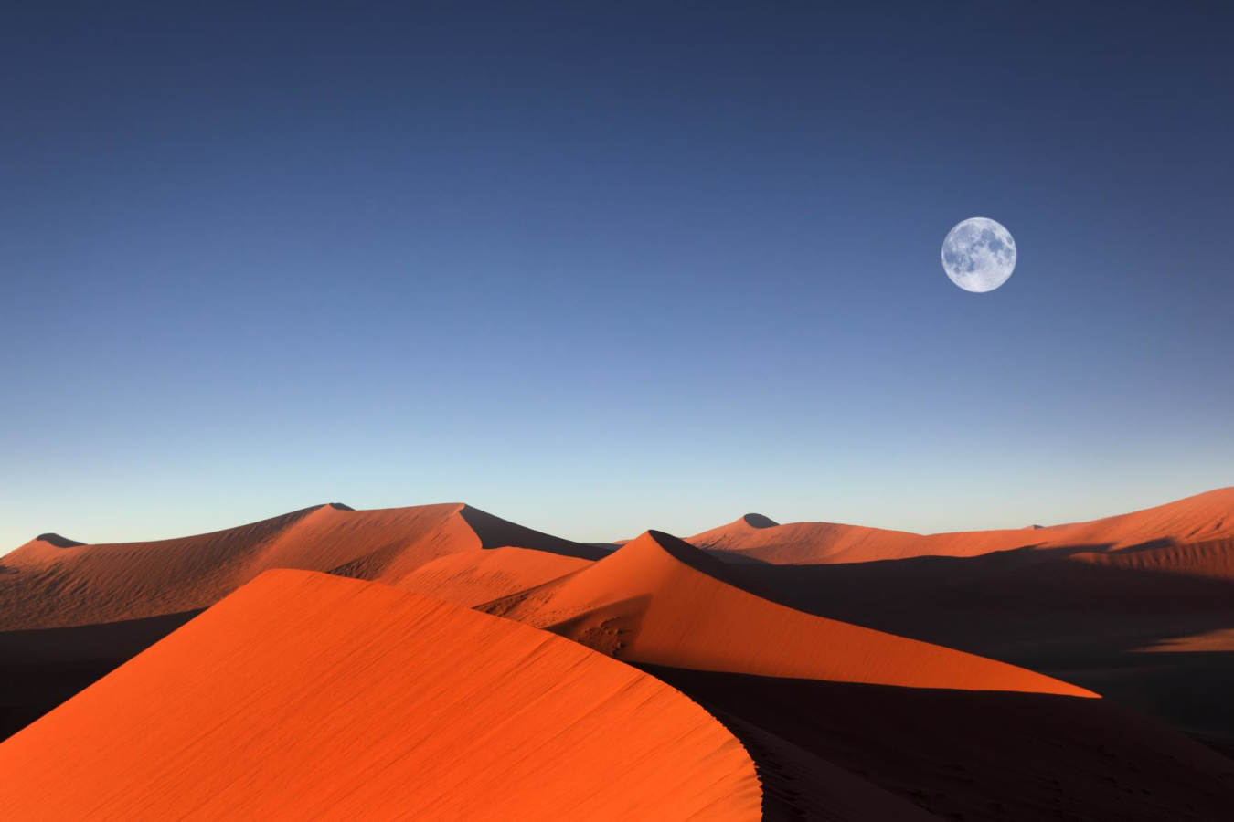 Sossusvlei dunes - Southern Africa Uncovered