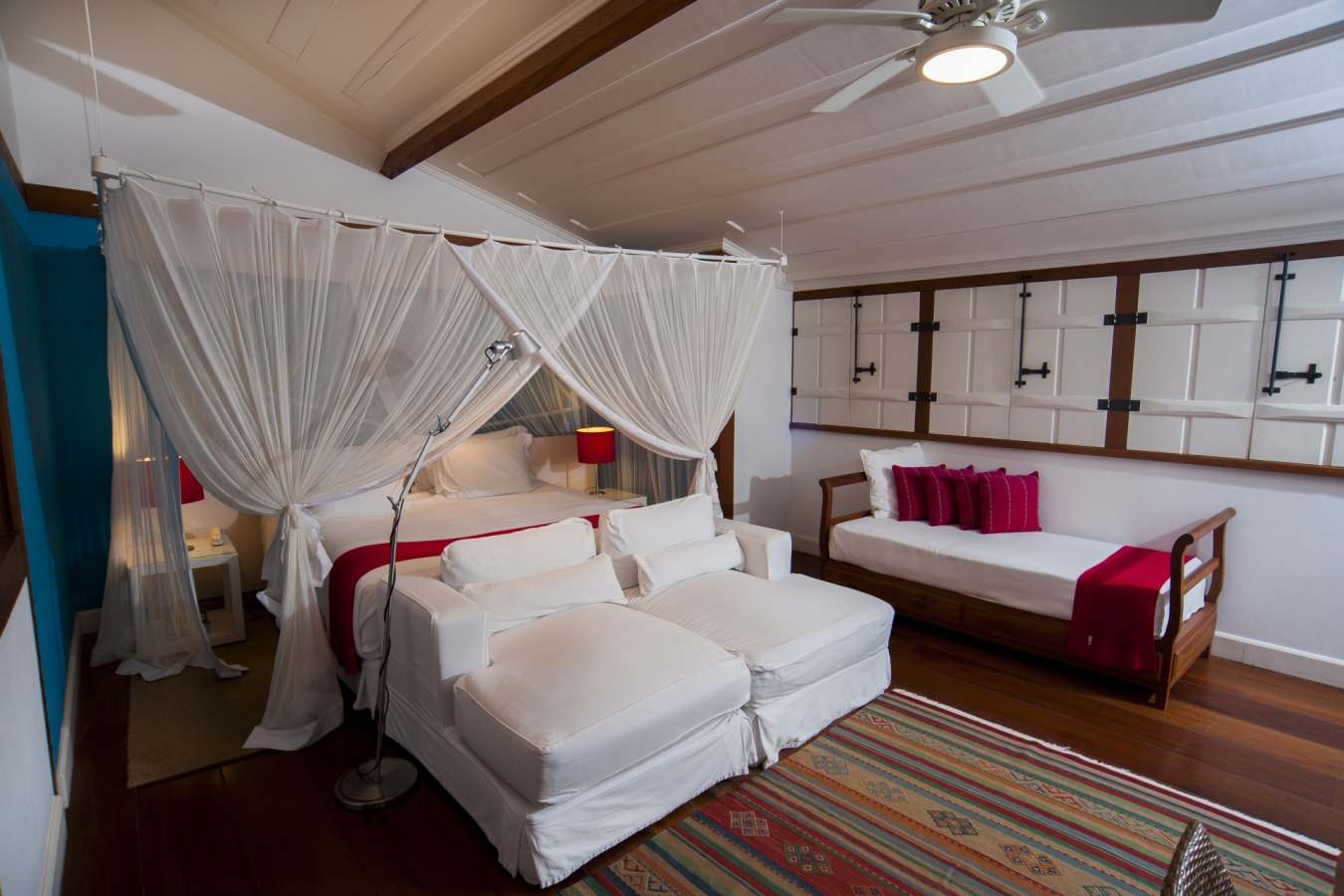 Red Master Suite - Casa Turquesa
