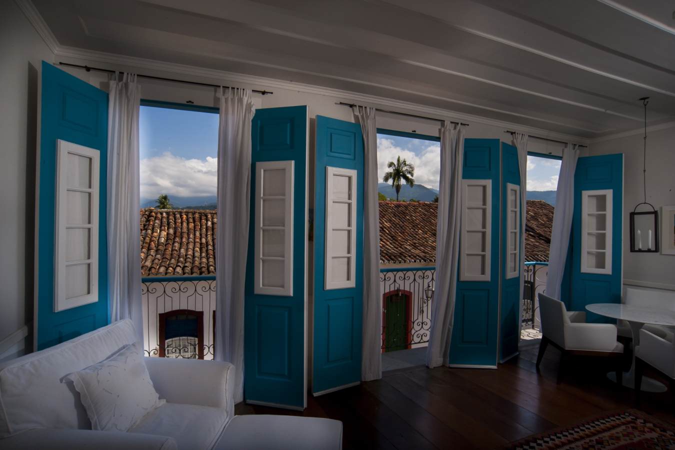White Master Suite - Casa Turquesa