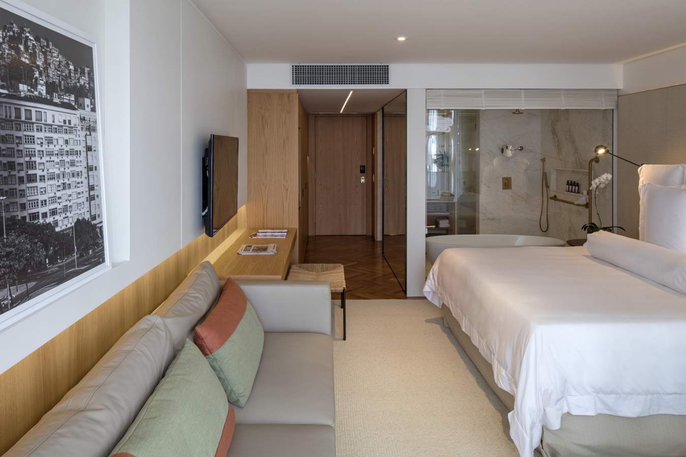 Guestroom - Hotel Emiliano Rio de Janeiro