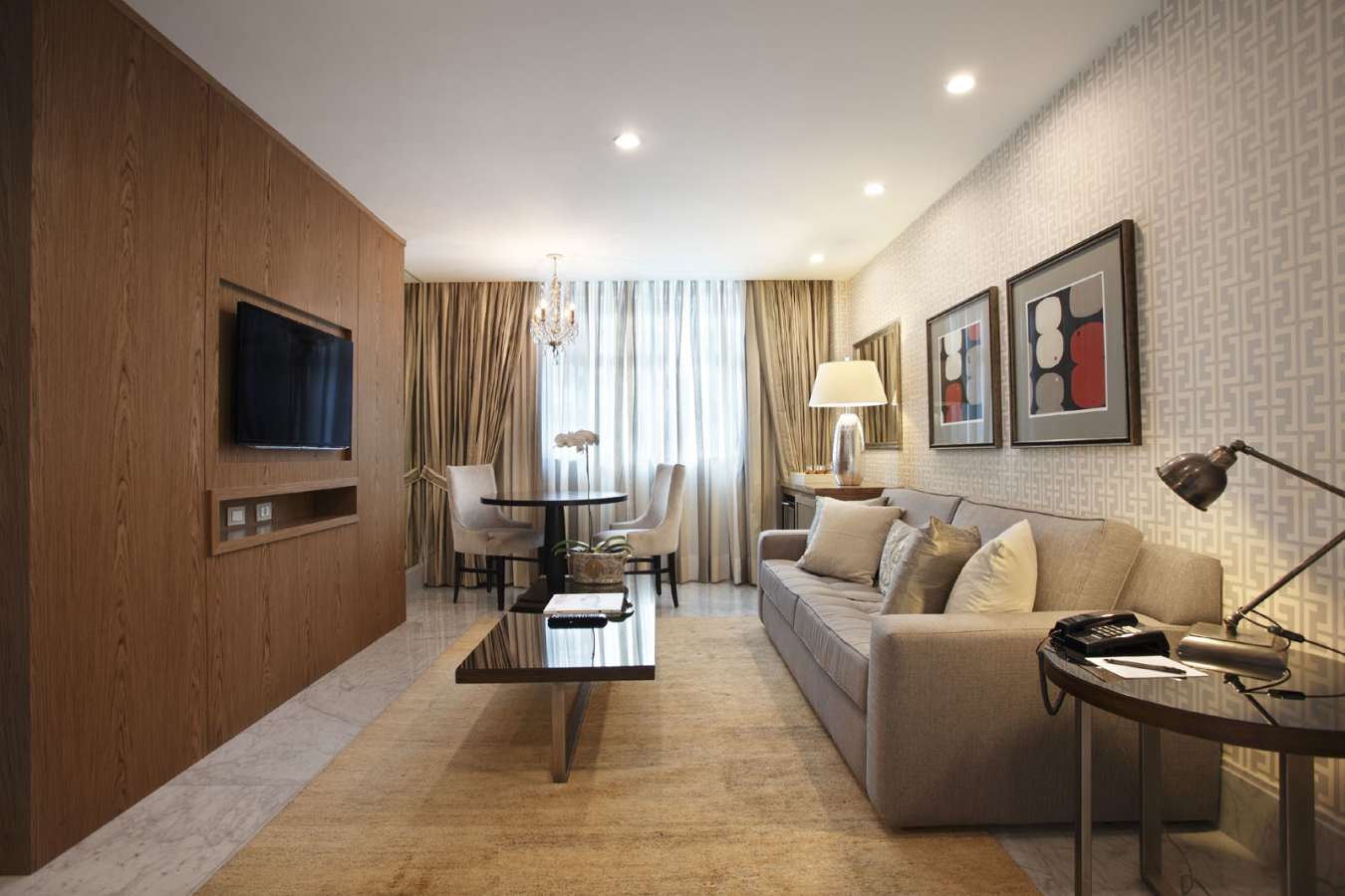 Suite 2 - Miramar by Windsor