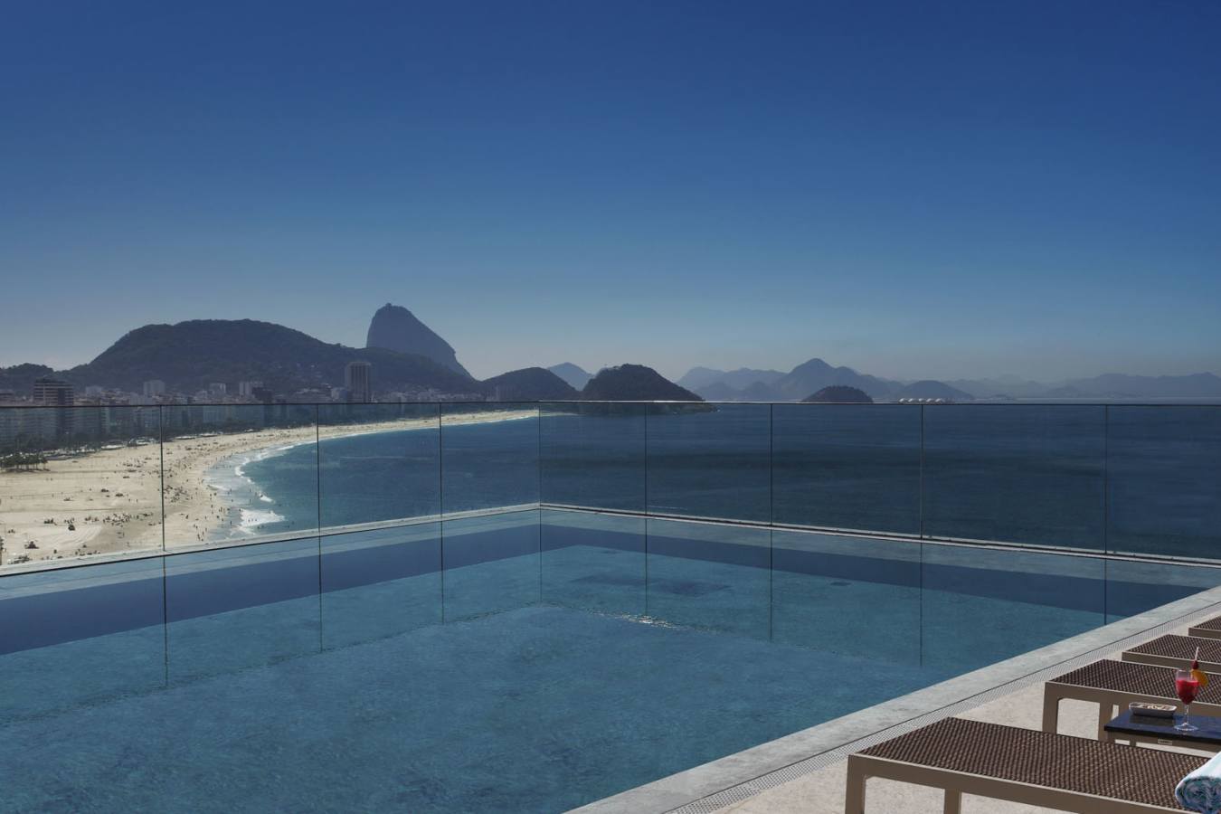 Pool - Miramar by Windsor