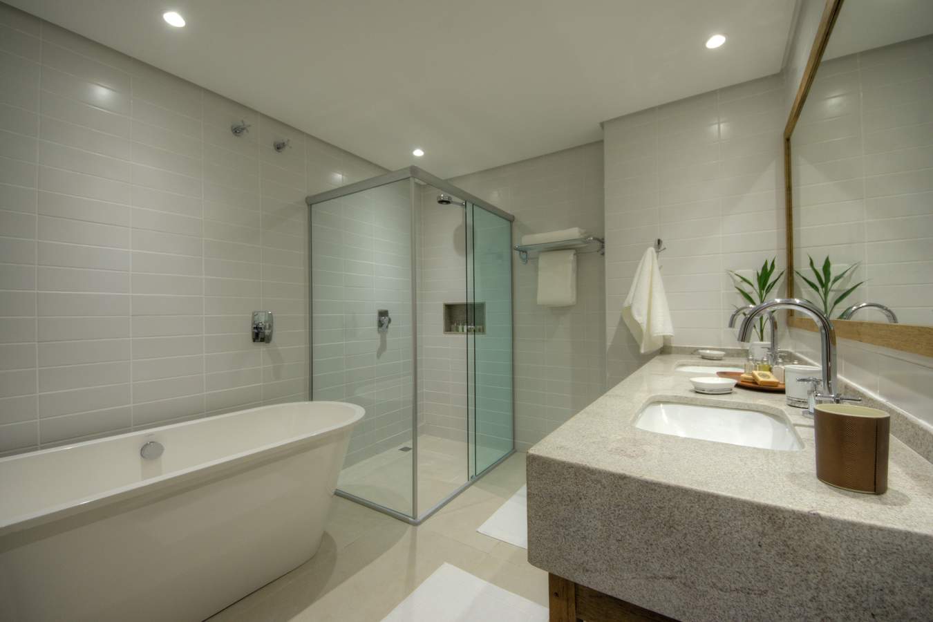 Premium Room Bathroom - Villa Amazonia