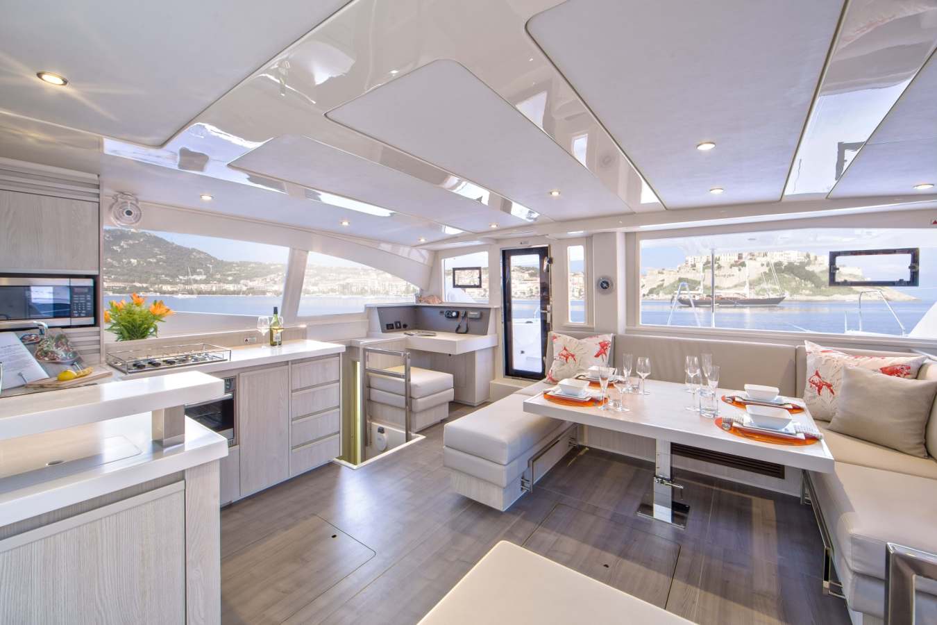Lounge - Luxury Yacht Charter British Virgin Islands