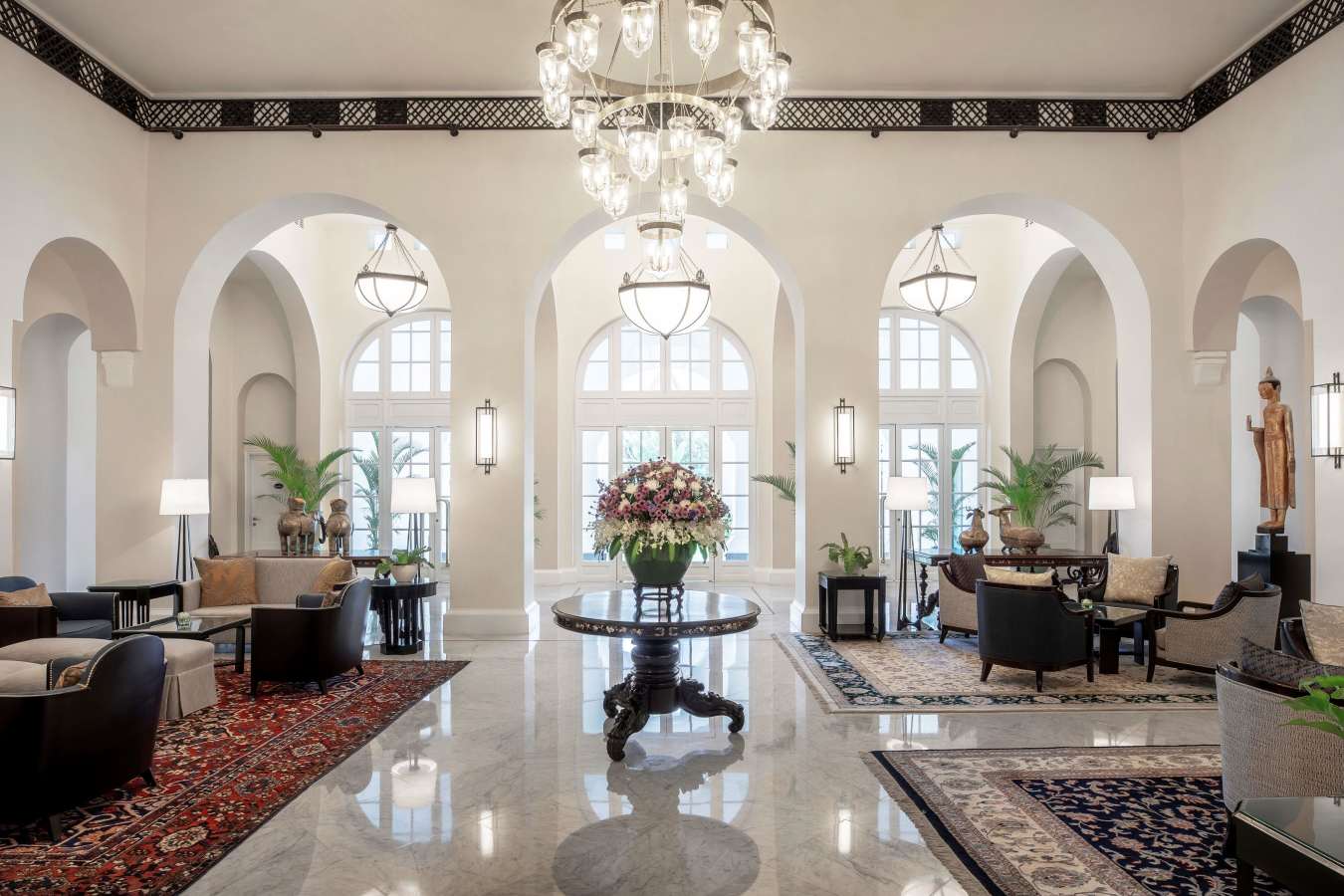 Lobby - Raffles Hotel Le Royal