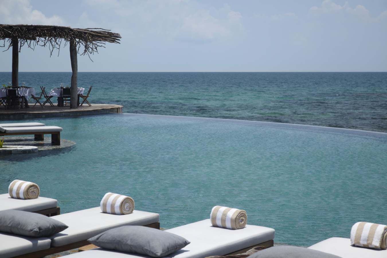 Main pool - Song Saa