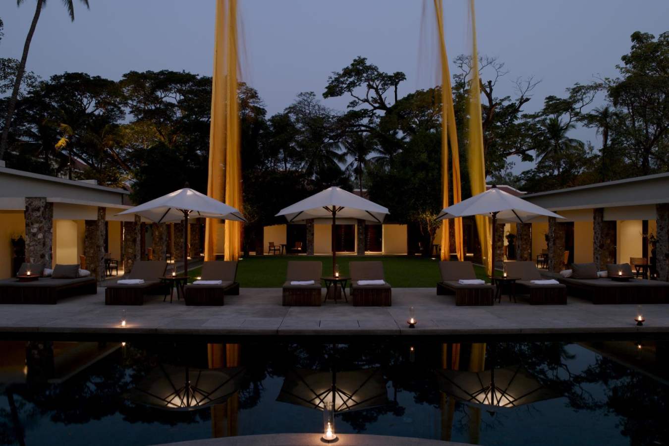 Amansara Pool - The Jewels of Cambodia