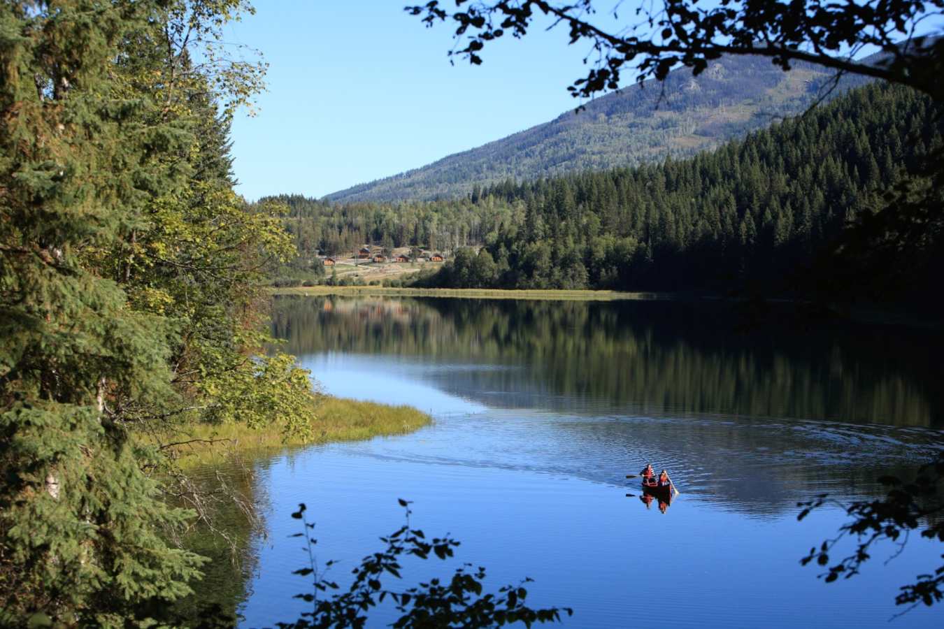 Canoeing - Alpine Meadows Resort
