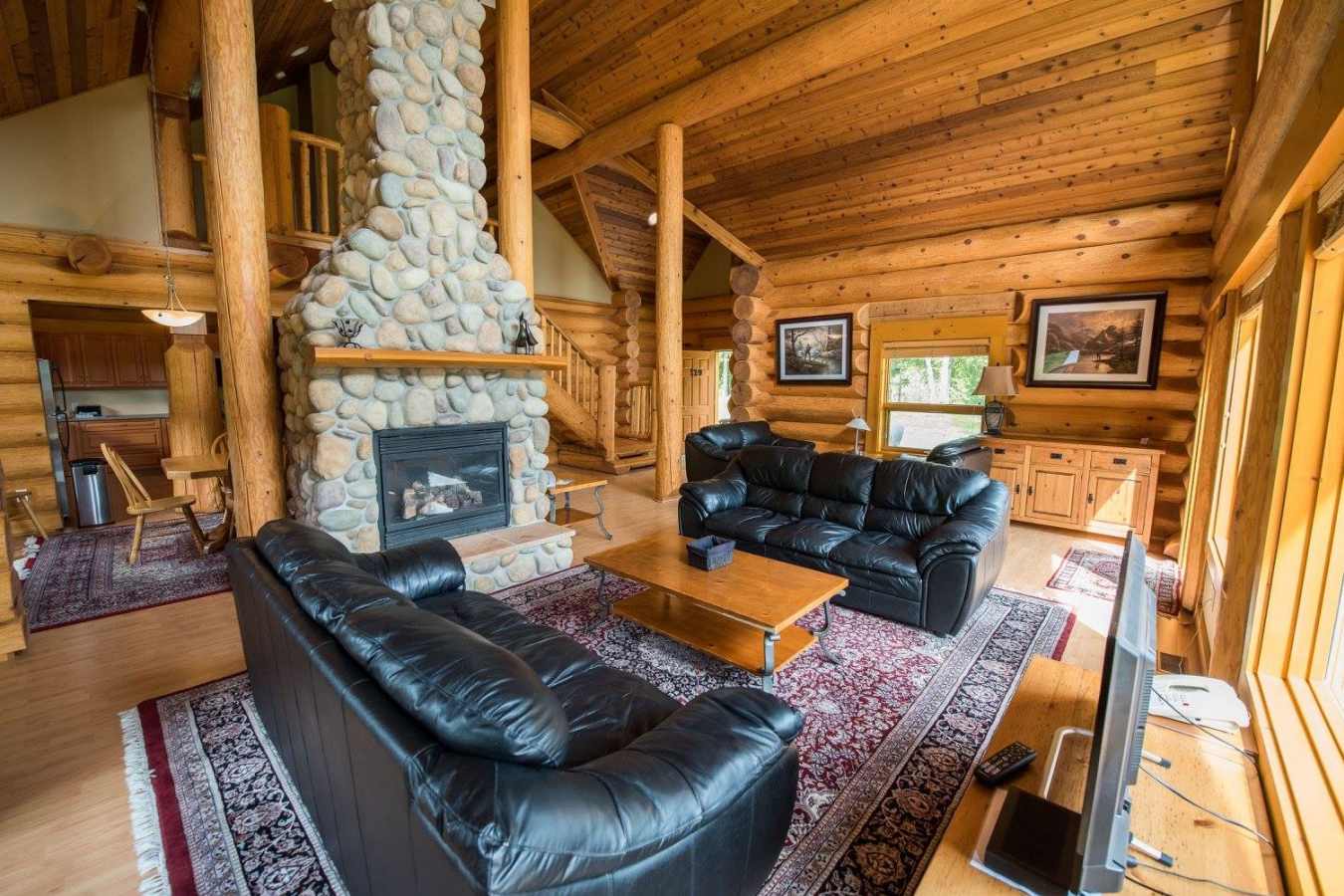 Living area - Alpine Meadows Resort