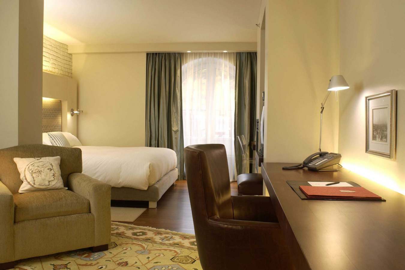 Luxury Room
