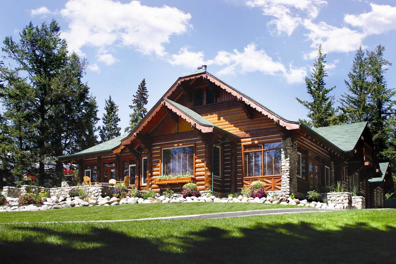 Outlook Cabin at Fairmont Jasper Park Lodge