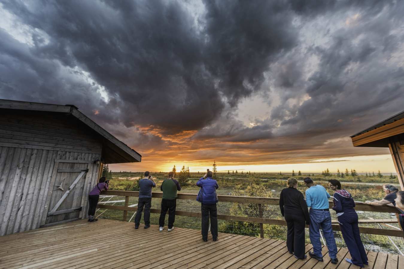 Nanuk Polar Bear Lodge - Nanuk Polar Bear Lodge