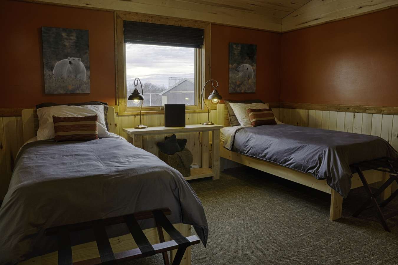 Nanuk Bedroom - Nanuk Polar Bear Lodge