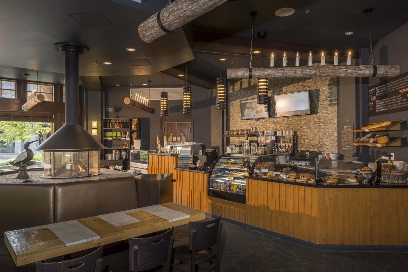 Fix Cafe - Nita Lake Lodge