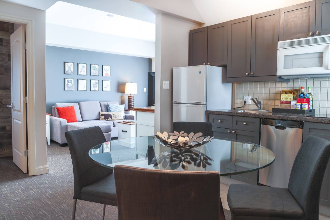 One Bedroom kitchenette - Summit Lodge
