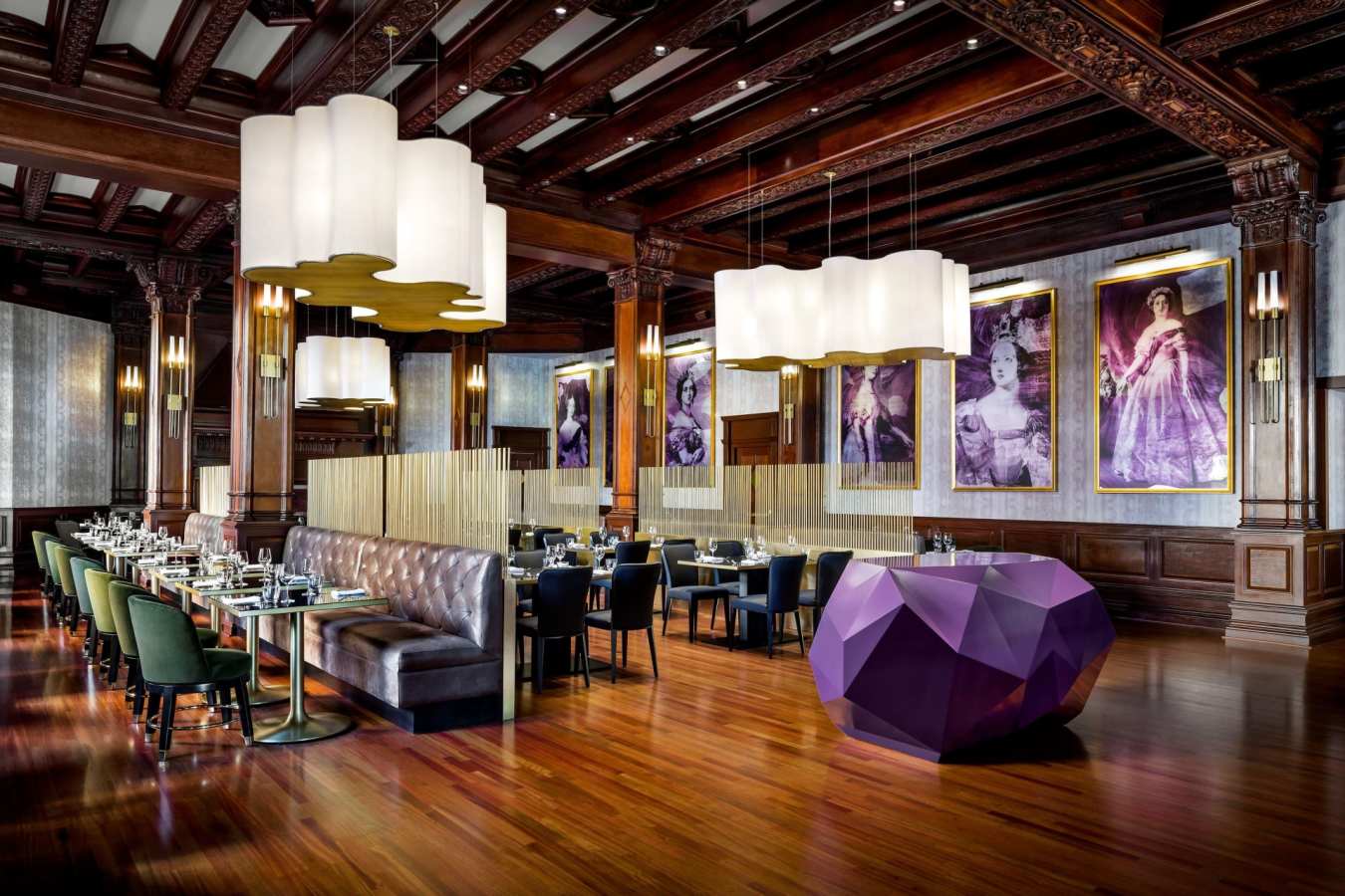 The Fairmont Empress - Q at the Empress