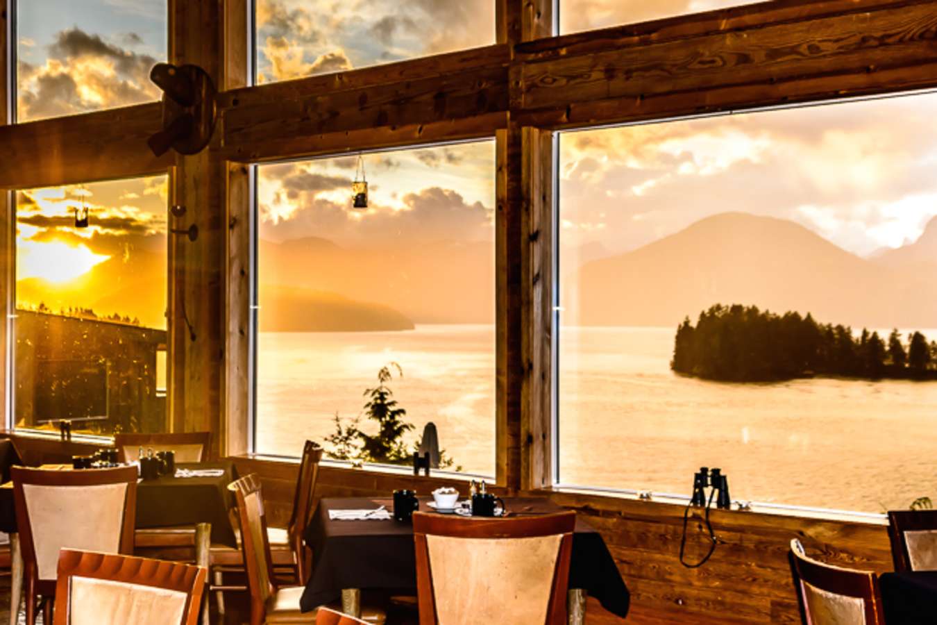 Dining  - West Coast Wilderness Lodge