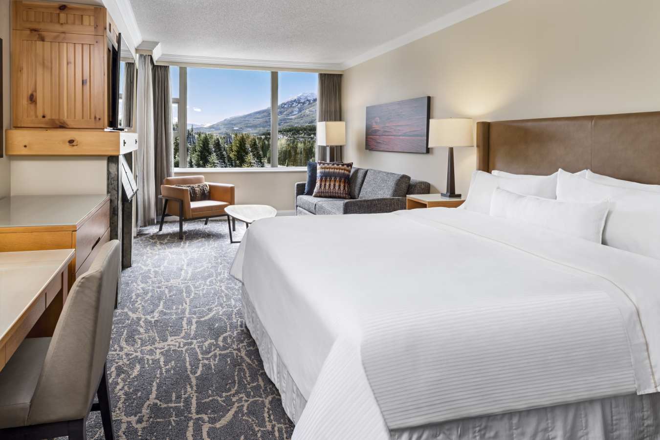 King Deluxe Studio Suite - Westin Resort and Spa, Whistler