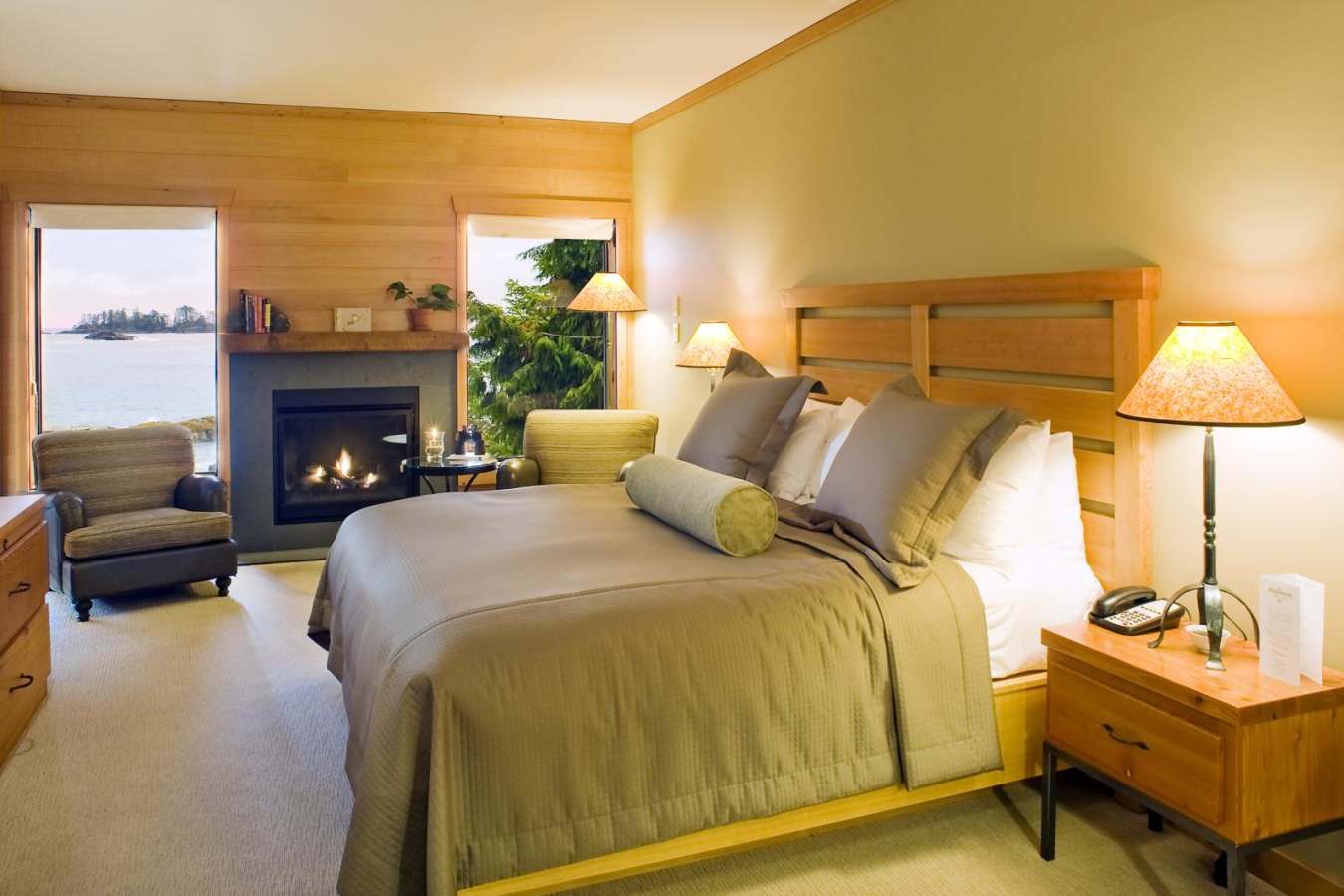 Deluxe Room at Wickaninnish Inn