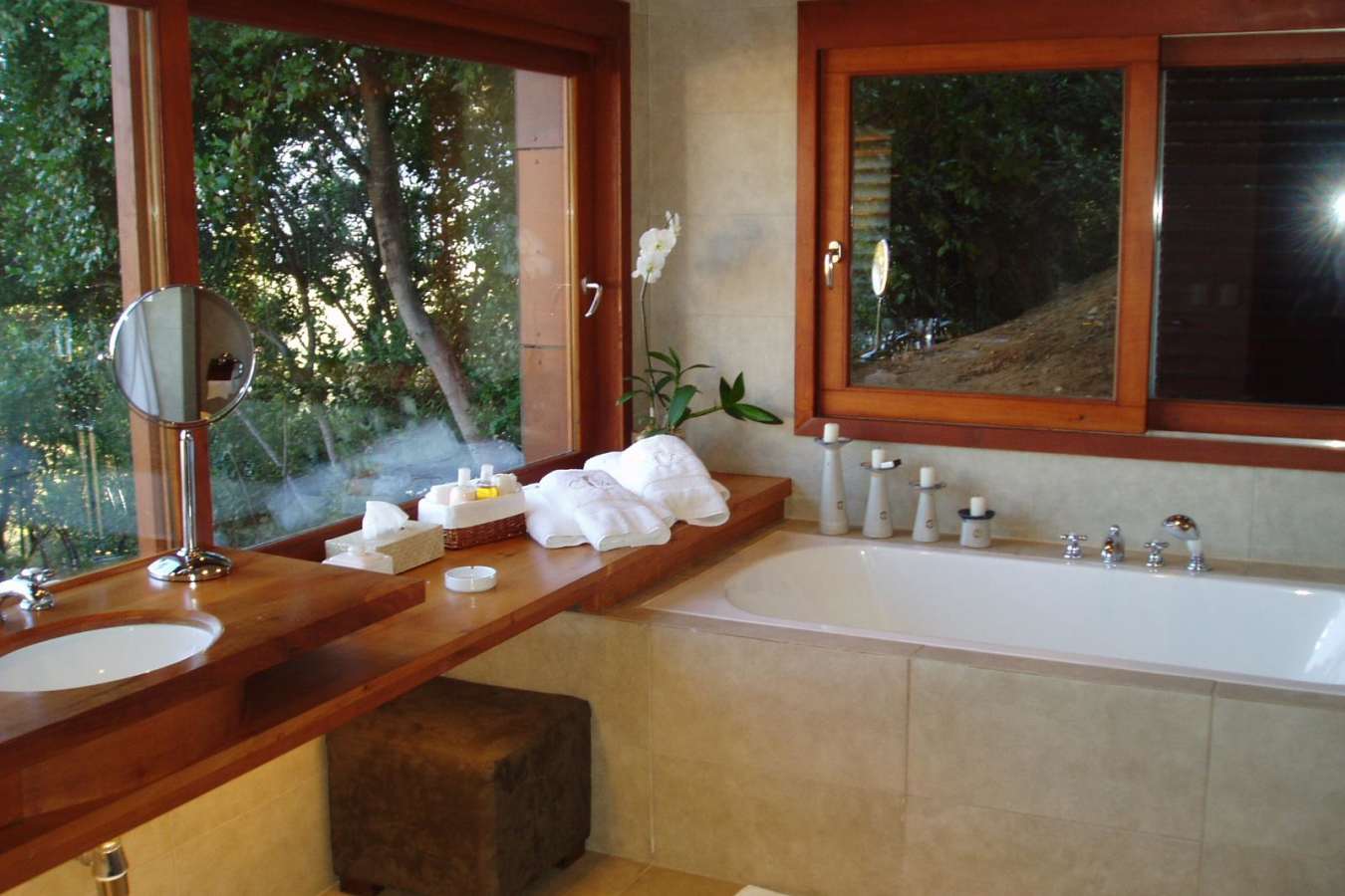 Bathroom - Clos Apalta Residence