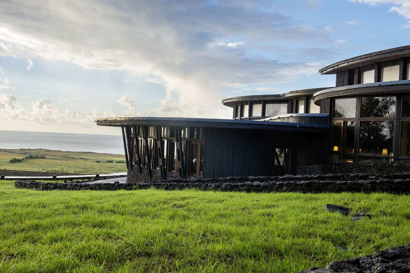 Exterior - Explora Rapa Nui