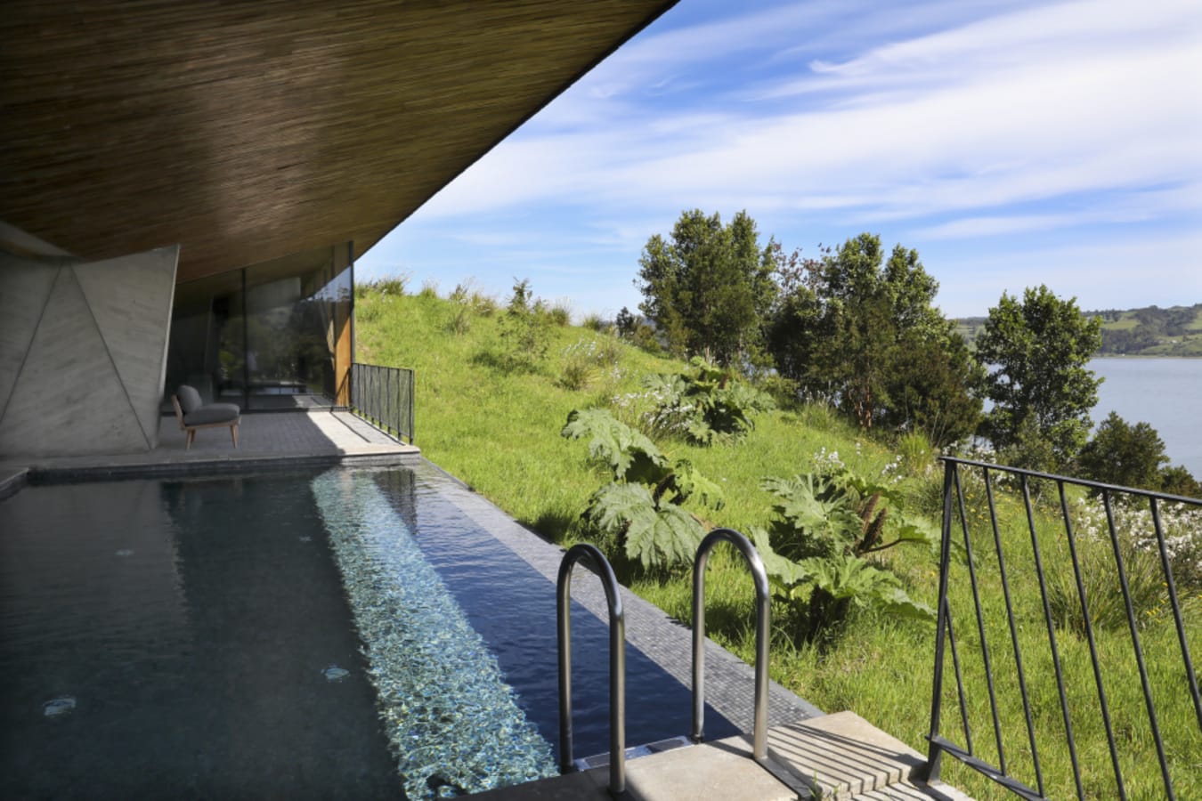 Refugia Chilo - infinity pool 