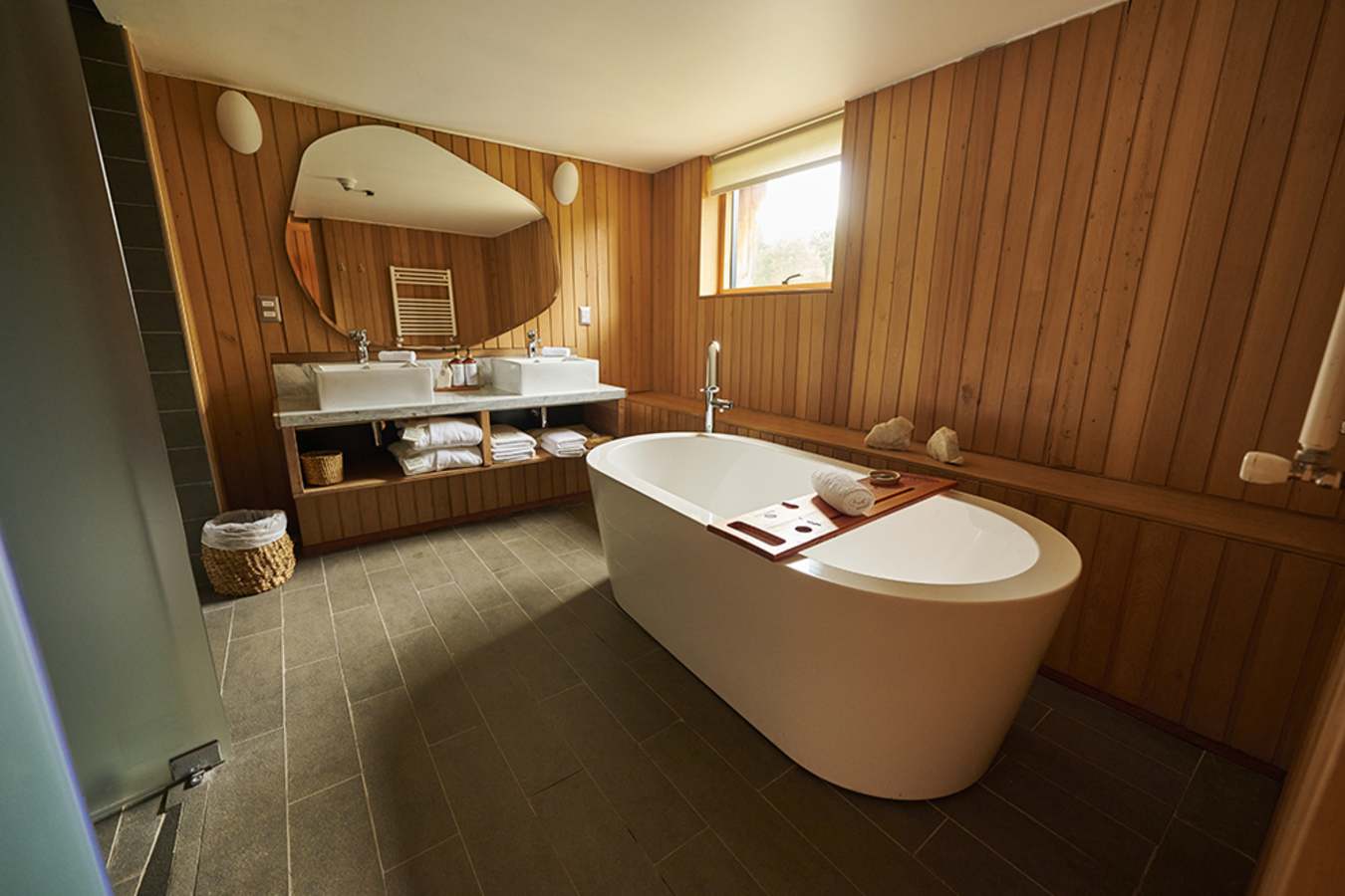 Refugia Chilo - bathroom 