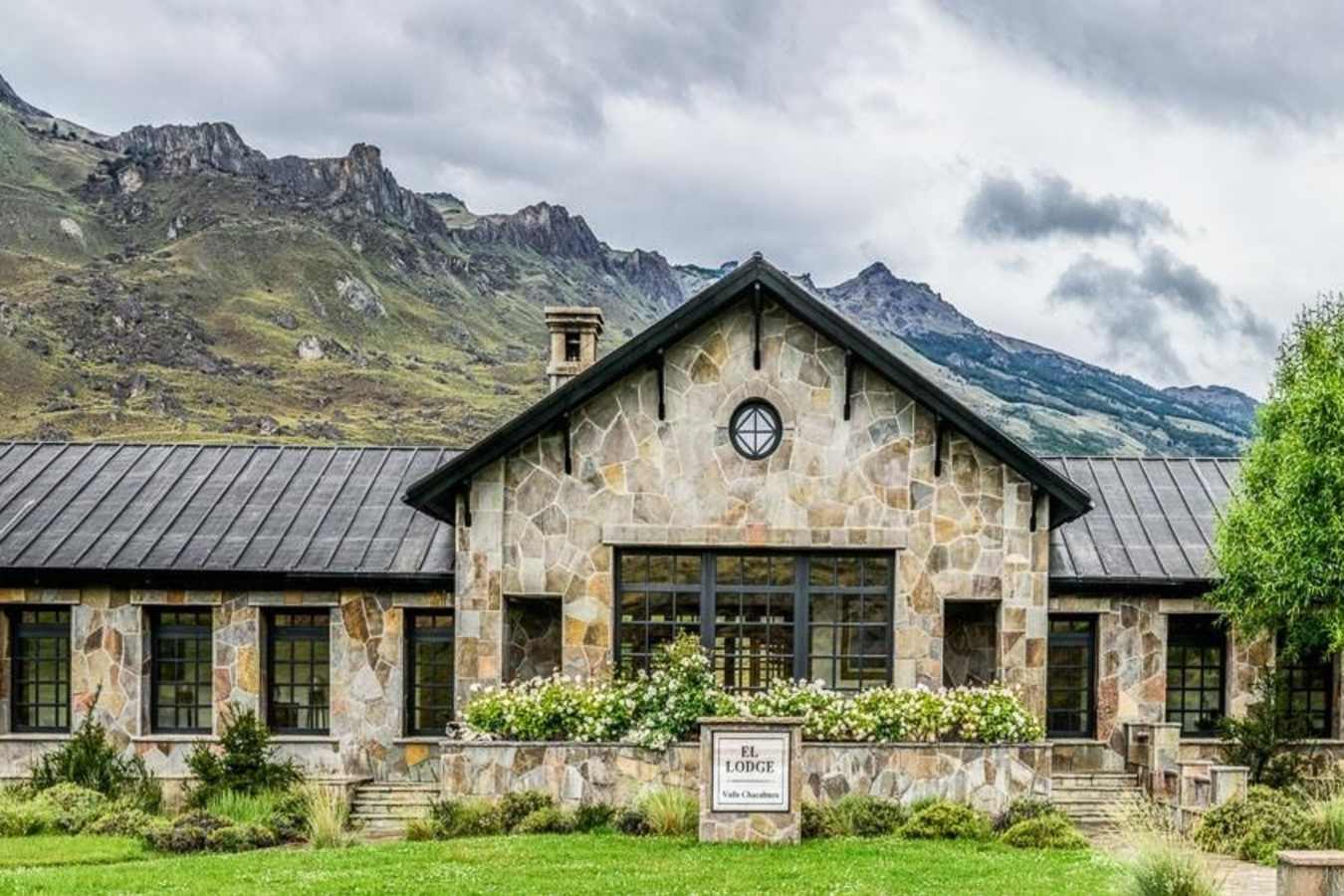 Exterior - The Lodge at Valle Chacabuco